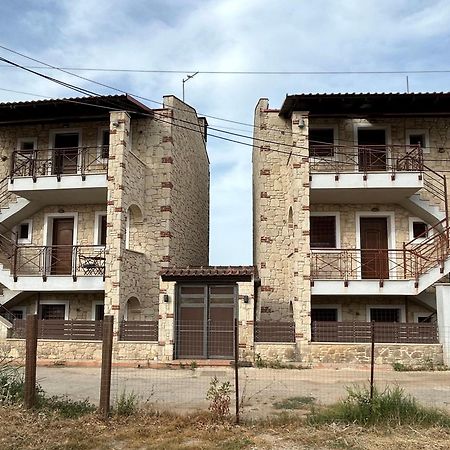 Stone House In Afytos Apartment ภายนอก รูปภาพ